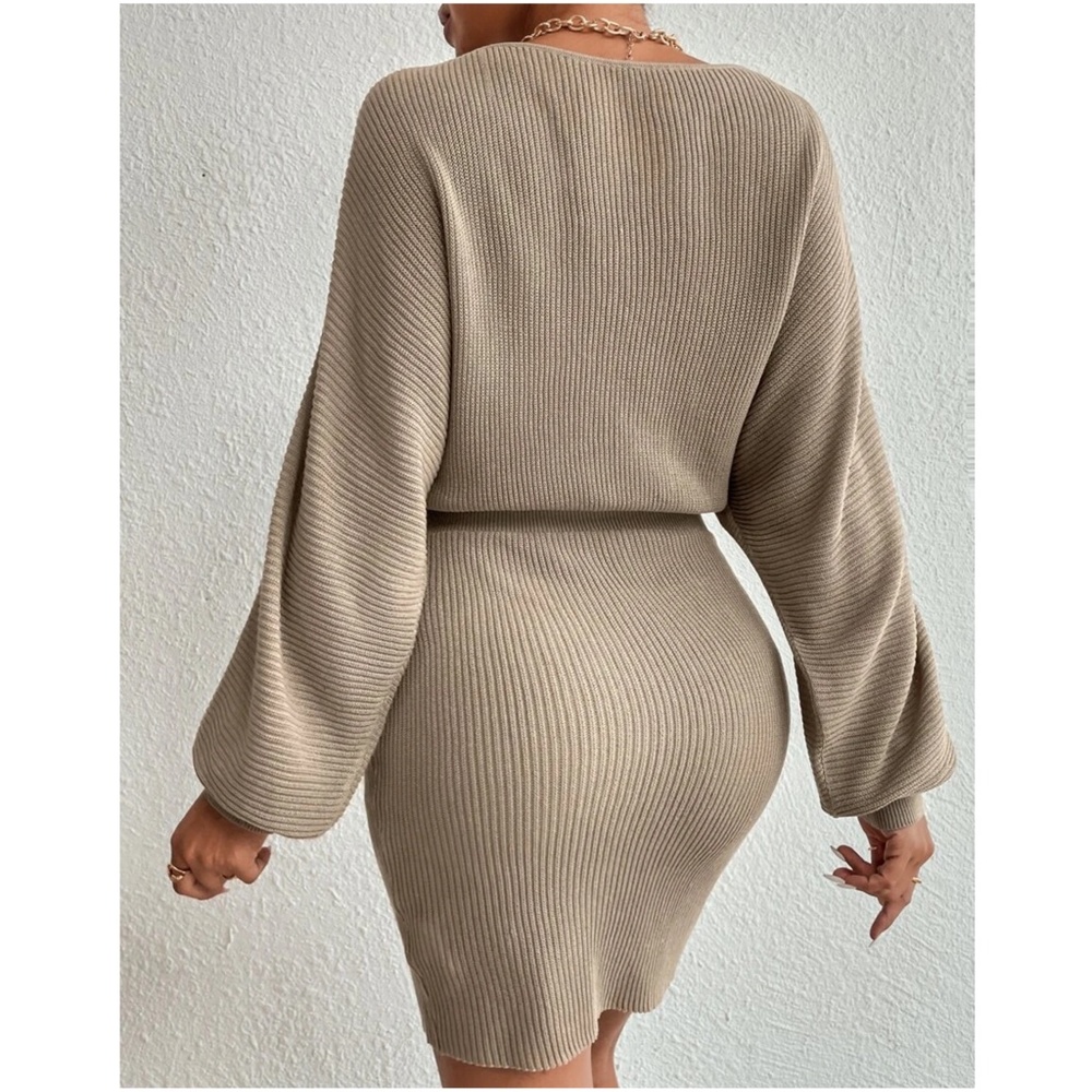 Cozy Ribbed Minimalist Sweater Dress - Picture 4 of 5
